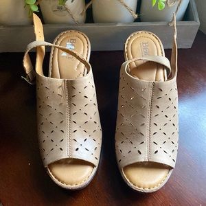 Born leather shoes SOLD